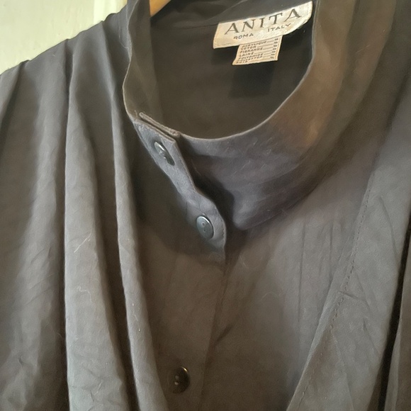 Dramatic blouse - Picture 2 of 3